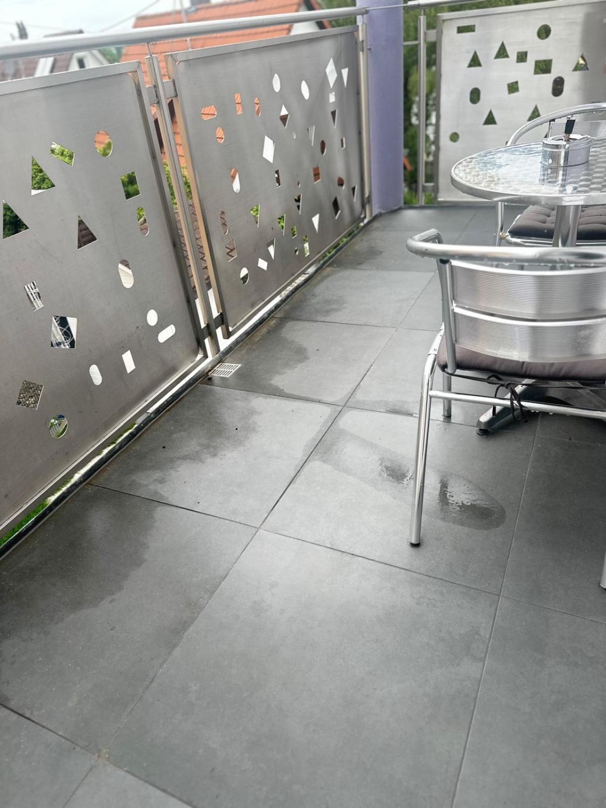 Flexible, Schoene Und Gut Aussehende Feriensuite Reutlingen Bagian luar foto